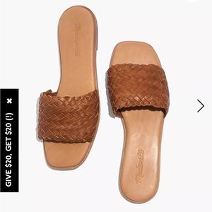 Madewell size 5 woven leather sandal.